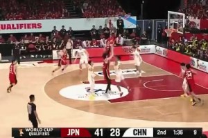 球迷吐槽：中国男篮的防守，让渡边雄太打成甜瓜安东尼了